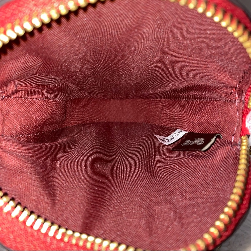 Coach Strawberry 🍓 Coin Case New - Picture 6 of 9